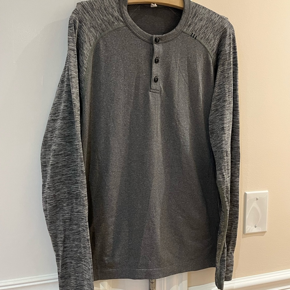Lululemon Men’s Metal Vent Tech Henley Long Sleeve Shirt Size medium